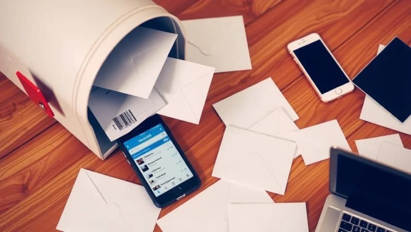 Vad betyder post egentligen